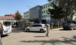 İzmir'de okullara saldırı iddiası: 2 öğrenciye ev hapsi