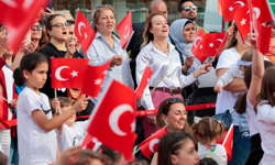 Konak’ta 23 Nisan coşkusu Karantina Meydanı’na taşınıyor