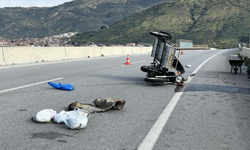 Bayındır'da sepetli motosiklet otomobille çarpıştı: 1 yaralı