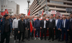 Kemeraltı esnafından Çankaya Katlı Otoparkı protestosu: Kepenkler indirildi