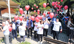Konak’ta Otizm Farkındalık Günü’nde ‘Biz de Varız’ dediler
