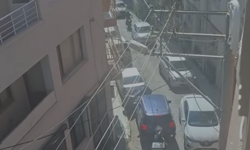 Konak'ta dar sokak trafiği kilitliyor: Mahalle sakinlerinden tek yön talebi