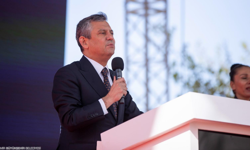 Özel, Eşki'nin gözaltına alınmasına tepki gösterdi: Doğrudan sorumlu olmadığı halde...