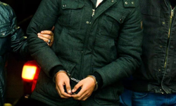 Buca'da eşini tabancayla vurarak öldüren koca tutuklandı