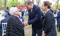 Başkan Tugay şehit anneleriyle buluştu: Size hizmet bizim için onur