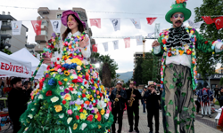 Bayraklı’da iki gün süren Hıdırellez festivali yoğun ilgi gördü