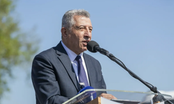 Güzelbahçe Belediye Başkanı Mustafa Günay görevden uzaklaştırıldı