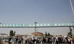 Suriye sınırındaki Akçakale Sınır Kapısı 12 yıl sonra yeniden açıldı