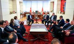 CHP’li belediye başkanlarından ortak açıklama: 45 gün içinde kurultay toplanmalı