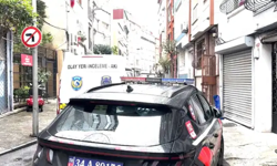 Ev basan eski sevgili kadının erkek arkadaşını 7 yerinden bıçakladı