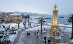 İzmir’de hava tersine dönüyor: Kar ihtimali gündemde