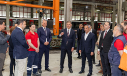 Başkan Tugay’dan Metro çalışanlarına “biz” vurgusu