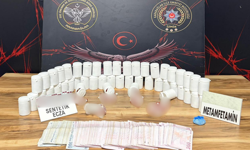 Karabağlar'da zehir tacirine darbe: 2 bin 620 hap yakalandı