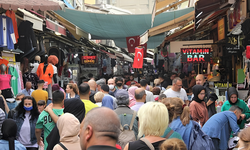 Kemeraltı esnafı isyan etti: Bayram hareketliliği yok, satışlar düştü