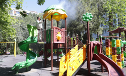 Konak'ın parklarında temizlik mesaisi