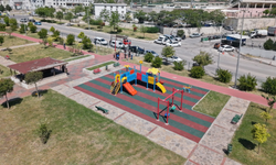 Karşıyaka'da parklar yenileniyor: 31 park modern görünüme kavuştu