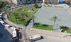 İzmir Valiliği’nden flaş karar: Özgür Özel mitingi öncesi meydan bariyerlerle kapatıldı