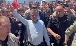 Özgür Özel Gündoğdu’ya yürüdü: Binlerce kişi eşlik etti