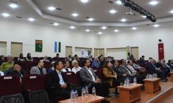 Ege Üniversitesi’nde Türk Dünyası medyası masaya yatırıldı