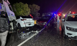 Uşak-İzmir yolunda facia: Aynı aileden 4 kişi hayatını kaybetti, 34 yaralı