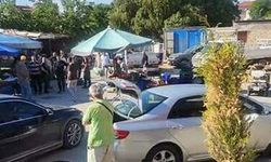 Foça’da pazar yeri karıştı: Tartışma kavgaya dönüştü, 7 yaralı