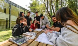 Kültürpark'taki Hasan Âli Yücel Kütüphanesi gençlerin yeni buluşma noktası oldu
