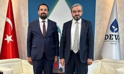DEVA Partisi İzmir İl Başkanlığı’nda görev değişimi
