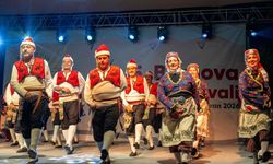 5'inci Halk Dansları Festivali görkemli gala gecesiyle sona erdi