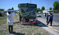 Ankara'da belediye otobüsü yoldan çıktı: Ölü ve yaralılar var