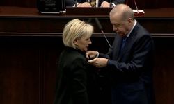 CHP'den istifa eden Milletvekili Nimet Özdemir AK Parti'ye geçti