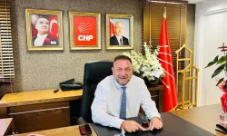 Gümrükçü’nün ilk icraatı: Kılıçdaroğlu’nun fotoğrafını astırdı