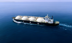 Küresel enerji talebi değişiyor: LNG piyasasında uzun vadeli büyüme beklentisi