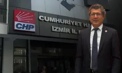 CHP İzmir’de istifa dalgası sürüyor: Umut Barış Ballıkaya da görevinden ayrıldı
