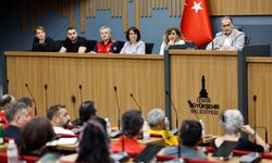 İzmir’de afet dayanışması masaya yatırıldı: Büyükşehir ve STK’lardan ortak mücadele