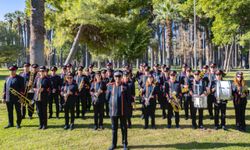 83 yıllık İzmir Büyükşehir Belediyesi Bandosu kuşakları müziğin gücüyle buluşturuyor