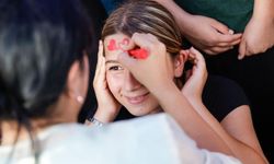 İzmir'de Mahalle Şenliği coşkusu sürüyor! Çocuklar yaz akşamlarında eğlenceye doyuyor