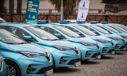 İzmir Büyükşehir'in elektrikli araç filosundan 25 milyon liralık tasarruf