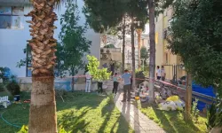 İzmir Balçova'da korkutan iş kazası! İskele devrildi, 3 kardeş işçi yaralandı