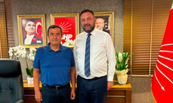 CHP İzmir’de dikkat çeken ziyaret: Batur ve Gümrükçü bir araya geldi