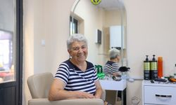 Buca’nın çınarları hem sosyalleşiyor hem ücretsiz hizmetlerden yararlanıyor