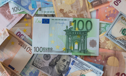 Dövizde ibre yukarı döndü! 10 Temmuz'da Dolar ve Euro kaç TL oldu?