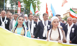 Başkan Tugay, Erbaa Yaprak Festivali'ne katıldı: Dostluk köprüsü büyüsün