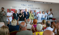 CHP İzmir’de yaprak dökümü sürüyor: Güzelbahçe YENİ Parti'ye geçti