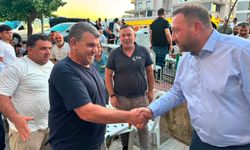 Gümrükçü sokak emekçileriyle buluştu: Siyasette temsiliyetiniz için destek olacağım