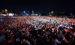 İzmir Fuarı'nda yıldızlar geçidi! Çim Konserleri için 6 ünlü isim şartnameye girdi