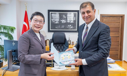 İzmir ile Singapur arasında iş birliği adımı: Başkan Tugay'dan EXPO 2027 daveti