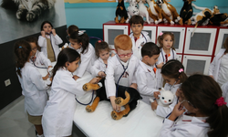 Karşıyaka'da çocuklara bilim ve eğlence dolu yaz programı