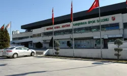 Karşıyaka Spor Kulübü'nde tahliye krizi! Kulüp yönetim odası boşaltıldı