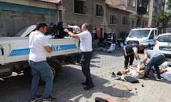 Konak'ta seyyar satıcılara sıkı denetim: Ürünlere el konuldu