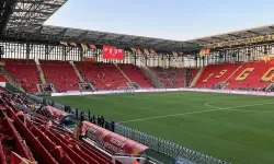 Gürsel Aksel’de sezonun ilk iç saha sınavı: Göztepe, Gençlerbirliği’ni ağırlıyor!